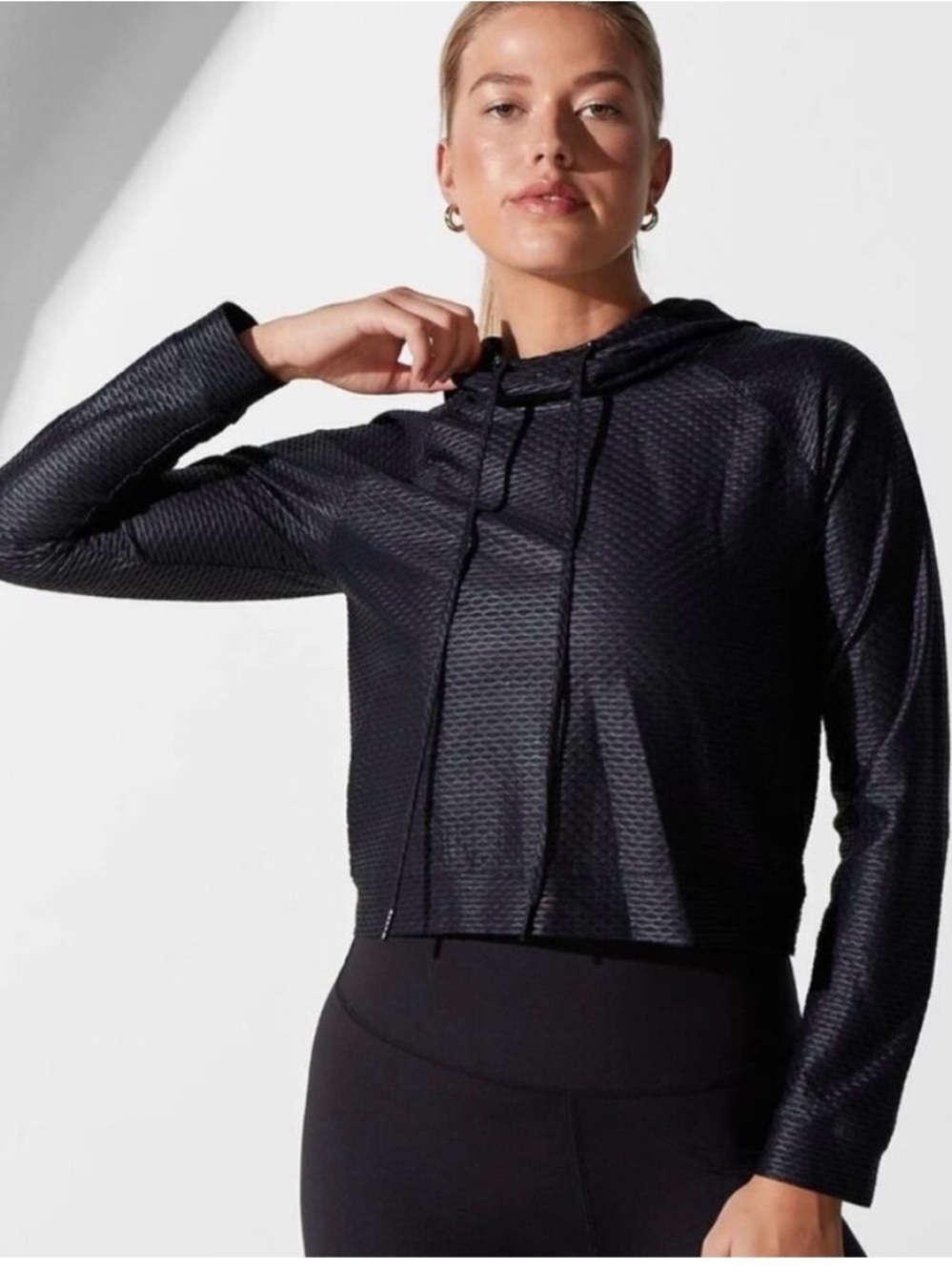 Noli Icon Hoodie Liquid Mesh Black Cropped Athletic Hoodie